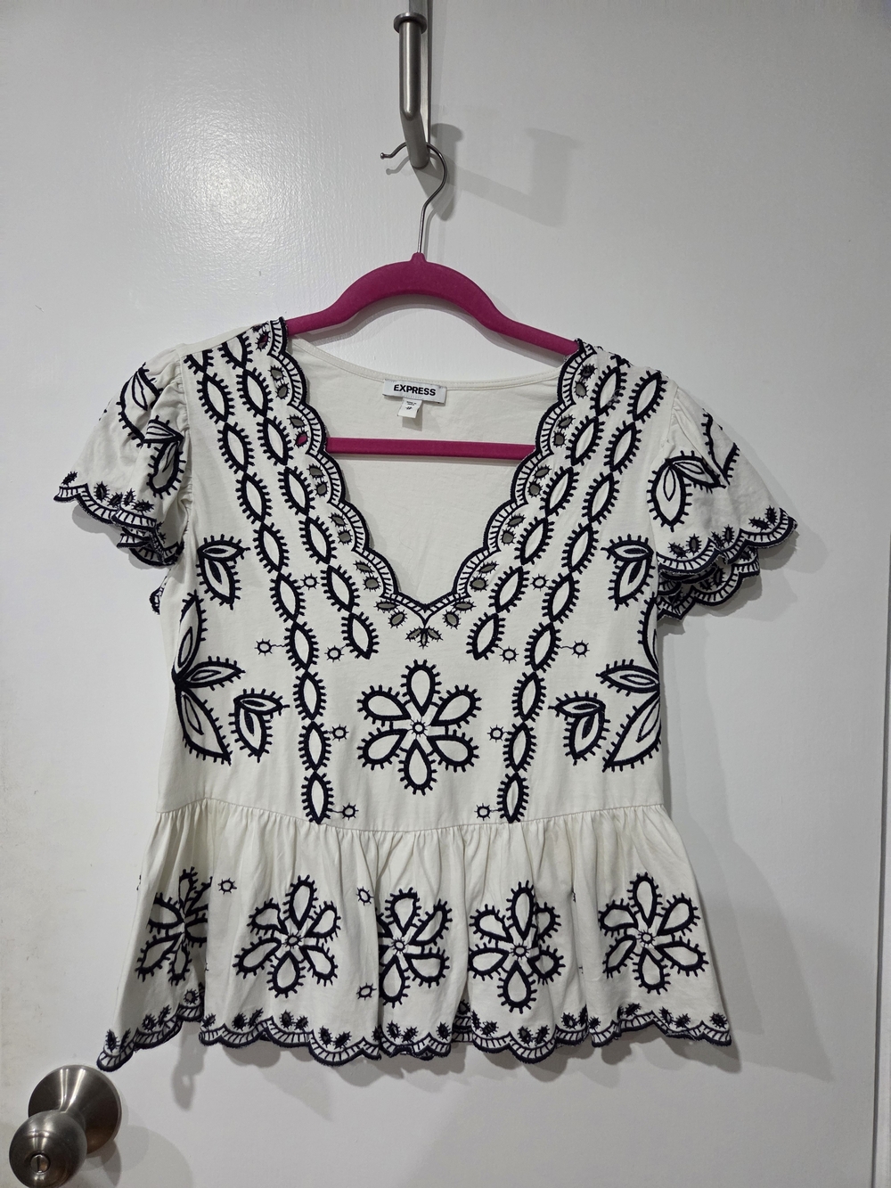 Express White Short Sleeve Embroidered Peplum Top with Black Detailing